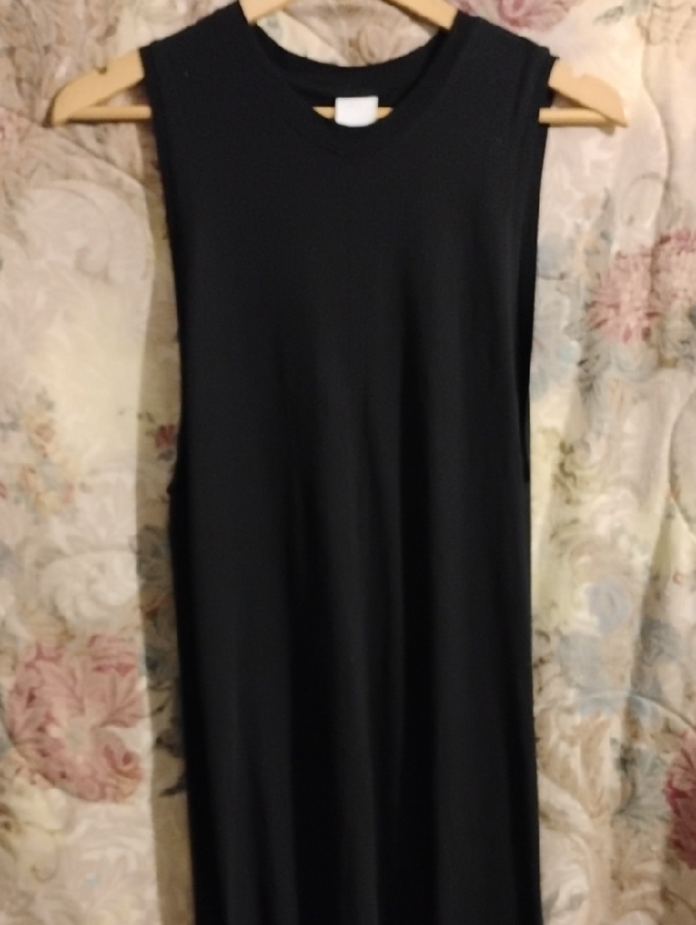 H&M Black Sleeveless Maxi Dress
